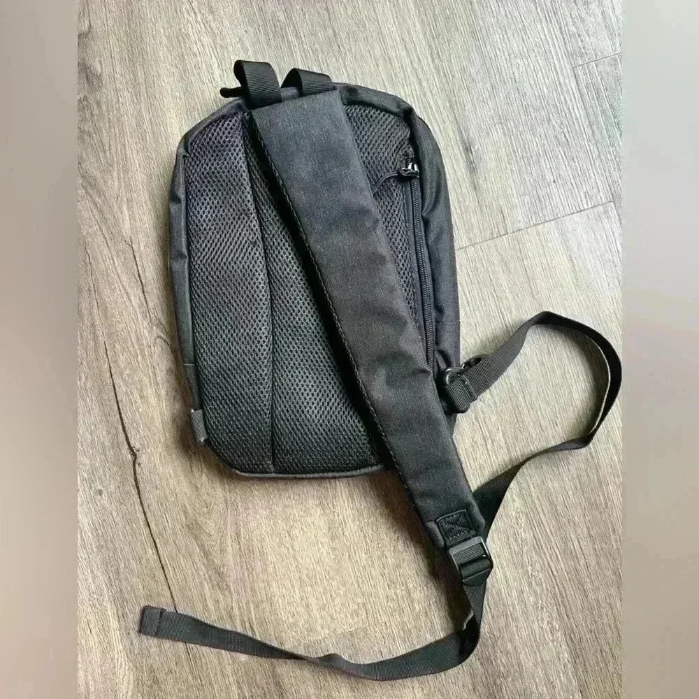 Osoce cross body bag - Picture 2 of 3